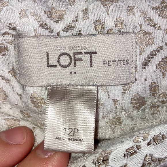 Loft Cream Floral Lace Skirt - Size 12P - Picture 5 of 7